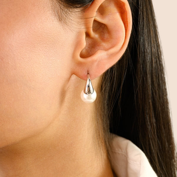 Dewdrop Pearl Earrings